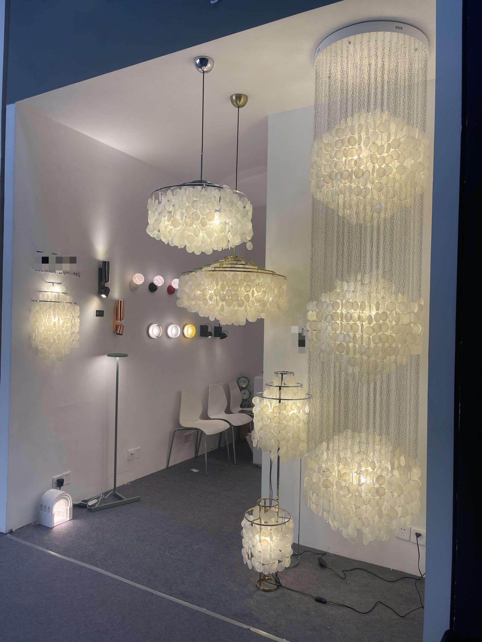 Sea-shell FUN Large Chandelier