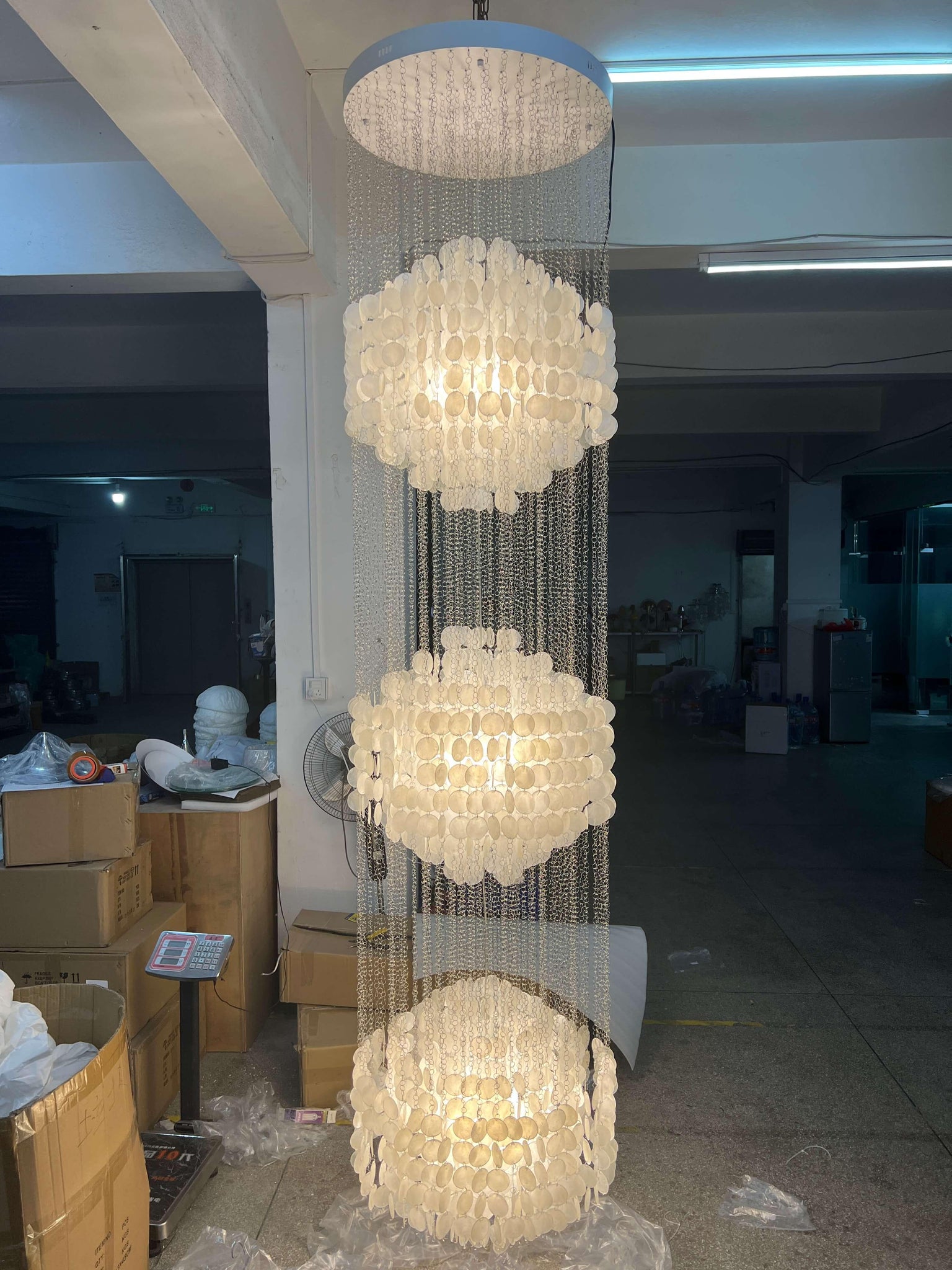 Sea-shell FUN Chandelier