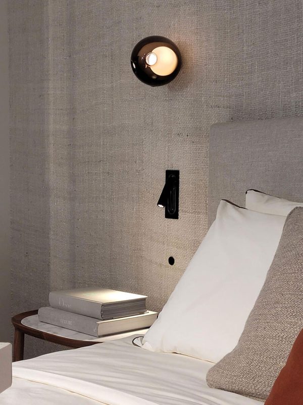 28s wall sconce