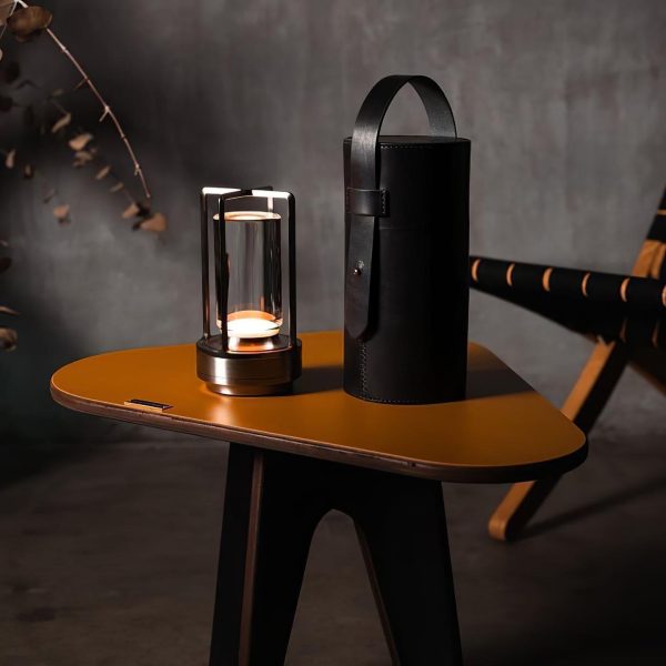 aura gleam table lamp