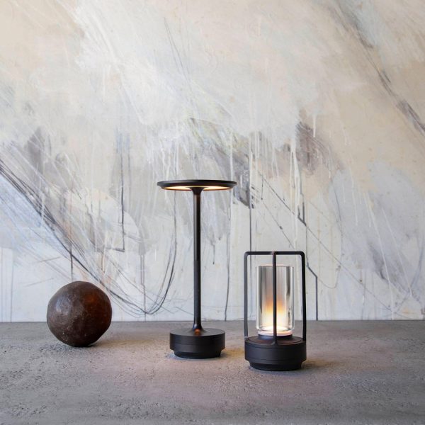 aura gleam table lamp