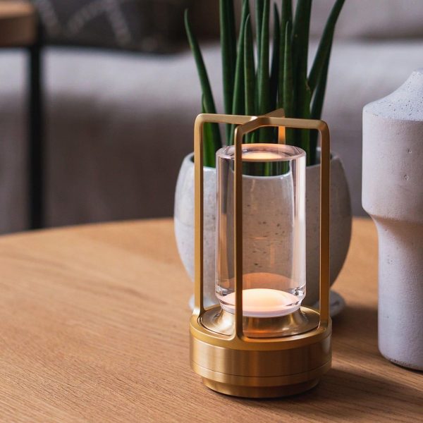 aura gleam table lamp