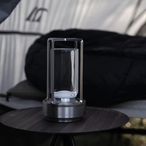 aura gleam table lamp