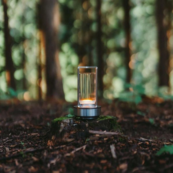aura gleam table lamp