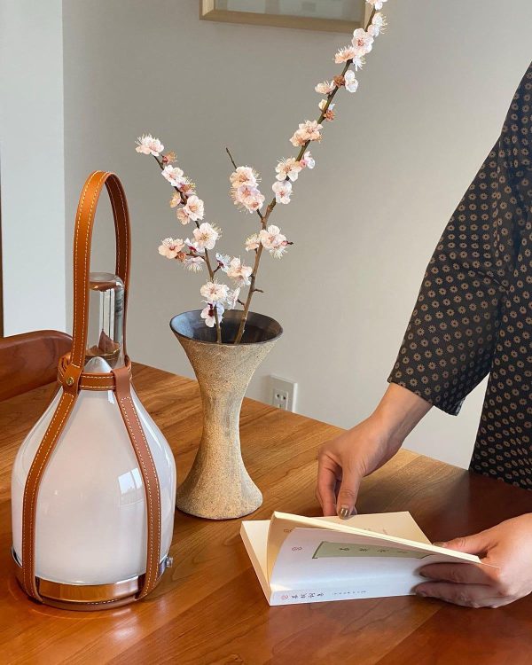 bell portable table lamp