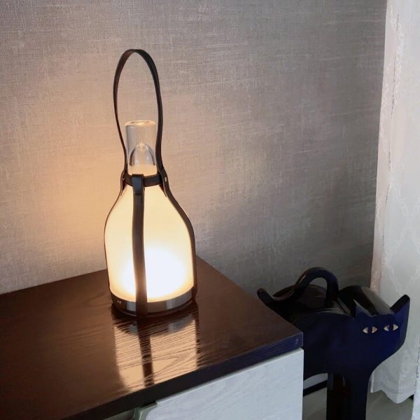 bell portable table lamp