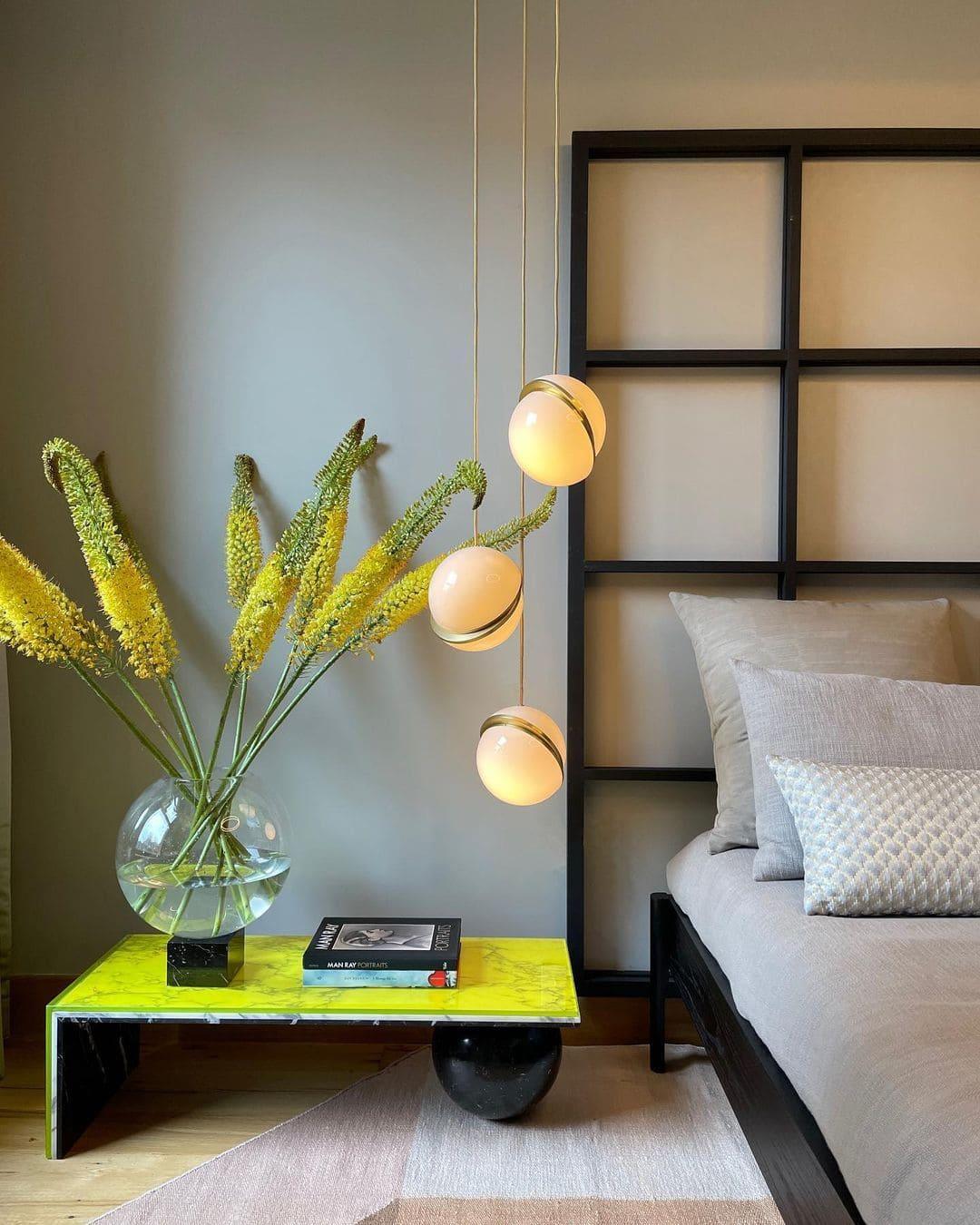 crescent pendant lamp