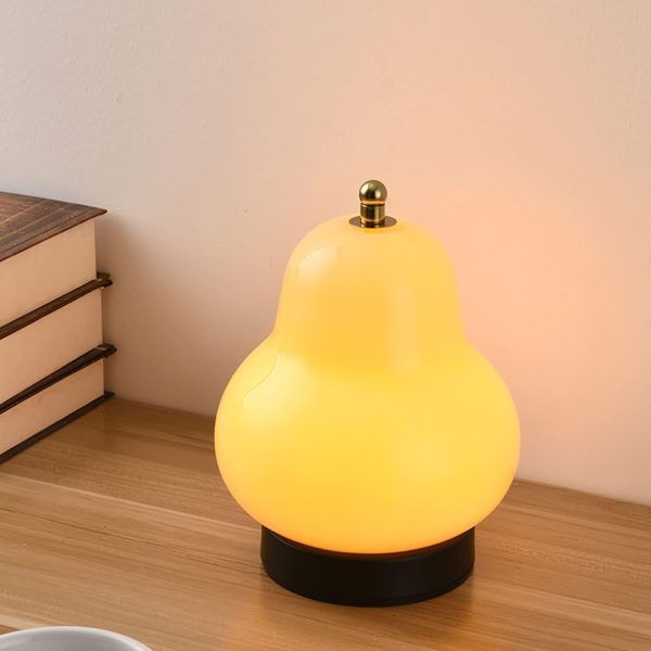 cute pear table lamp
