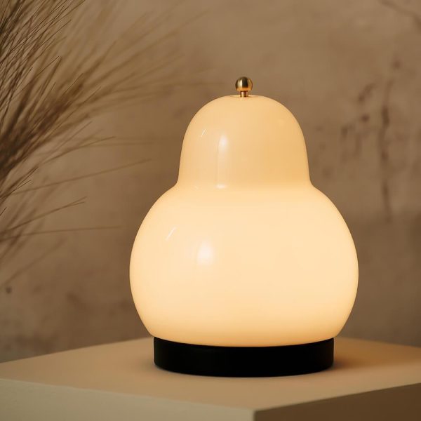 cute pear table lamp