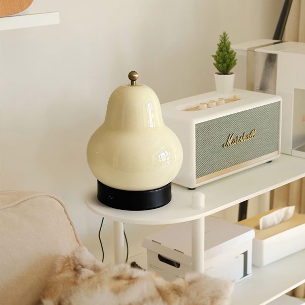 cute pear table lamp