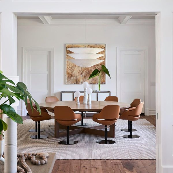 floating pendant light