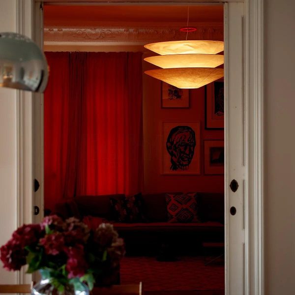 floating pendant light