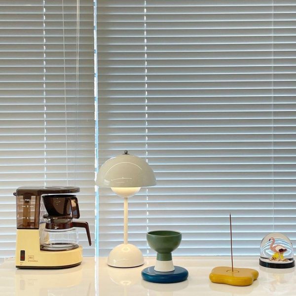 flowerpot charging table lamp