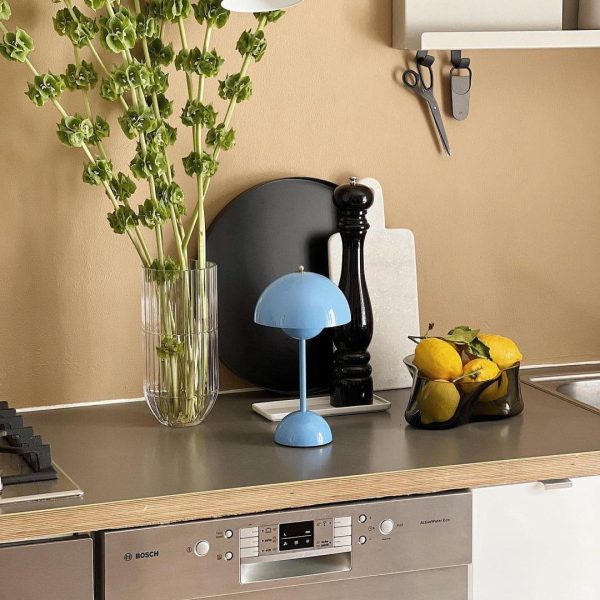 flowerpot charging table lamp