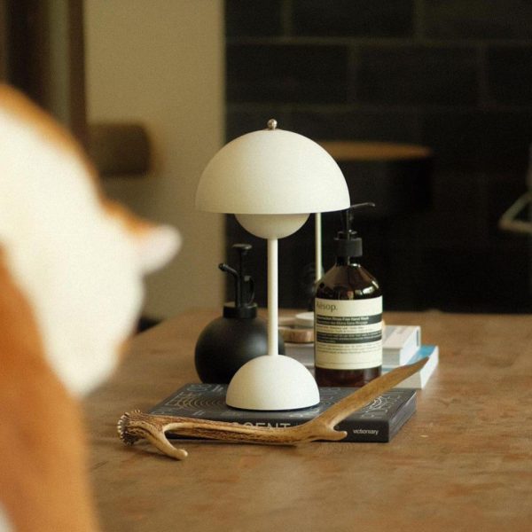 flowerpot charging table lamp