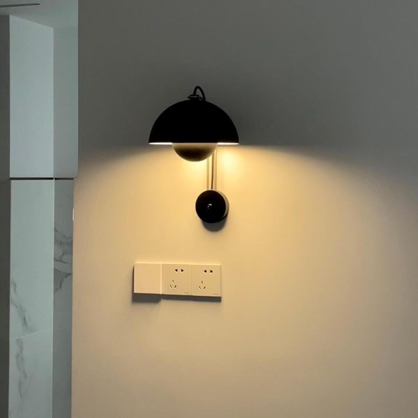 flowerpot wall lamp