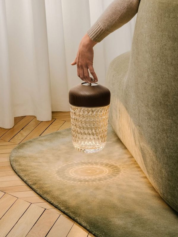 folia portable lamp