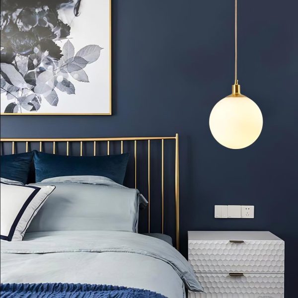 holly pendant light