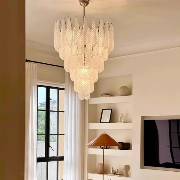 jatuh chandelier