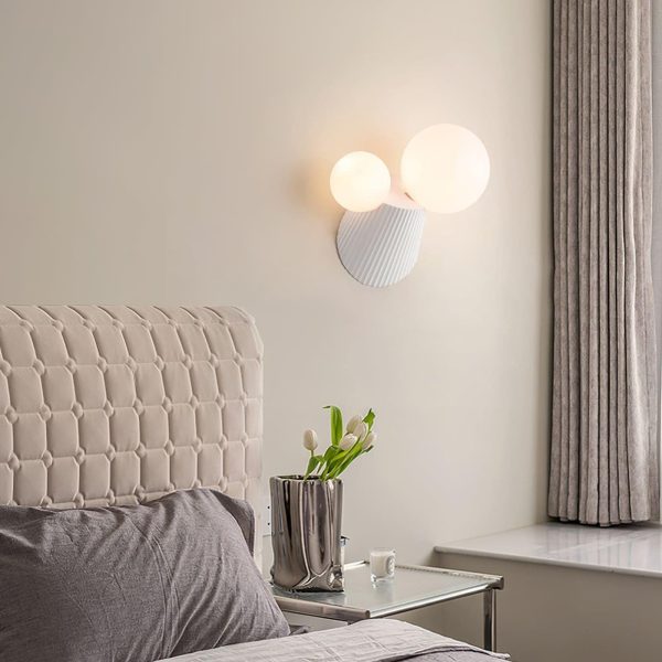 land wall light