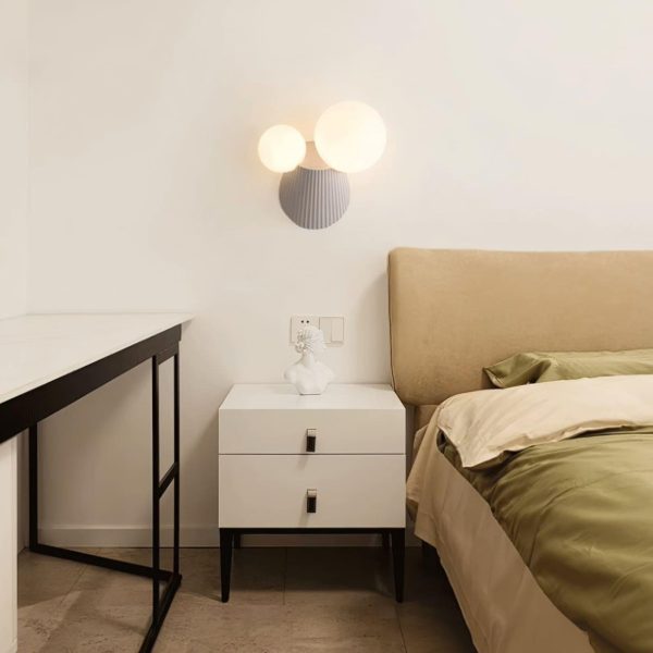 land wall light