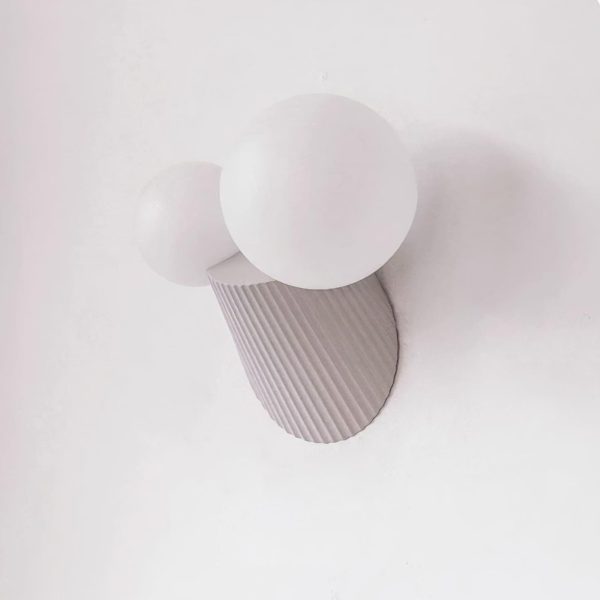 land wall light