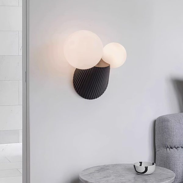 land wall light