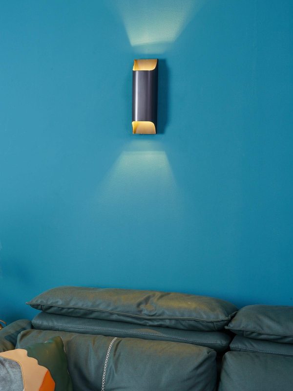 leclerc brass wall lamp