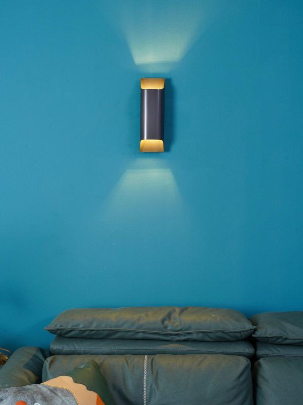 leclerc brass wall lamp