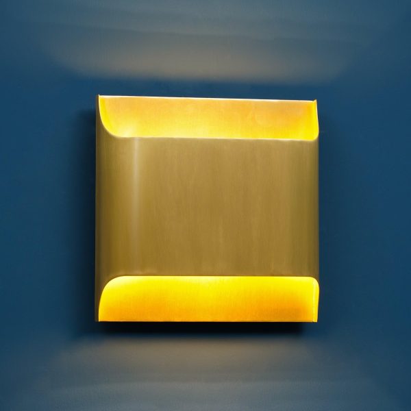 leclerc brass wall lamp