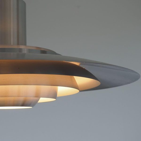 p376 pendant light