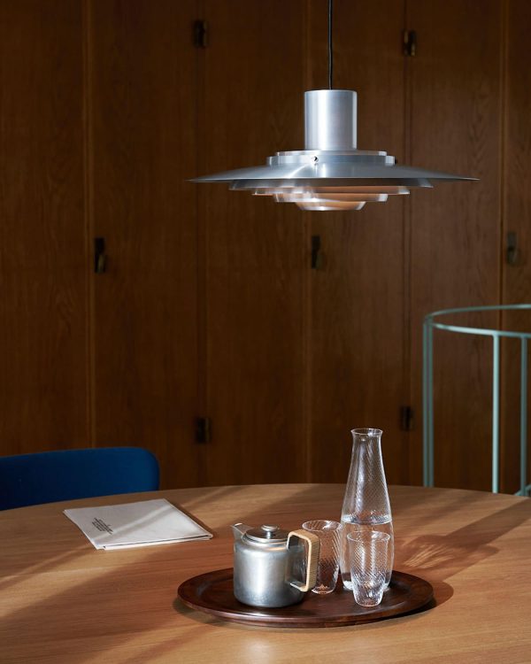 p376 pendant light