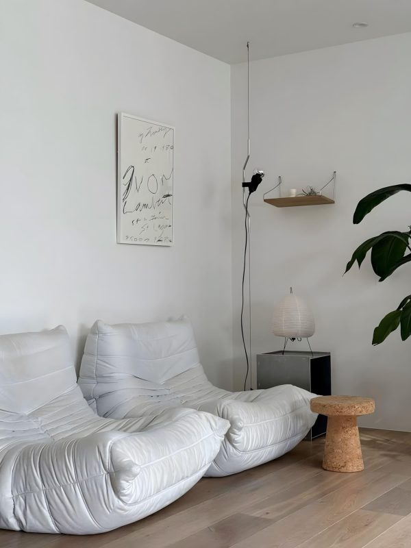 parentheses pendant light