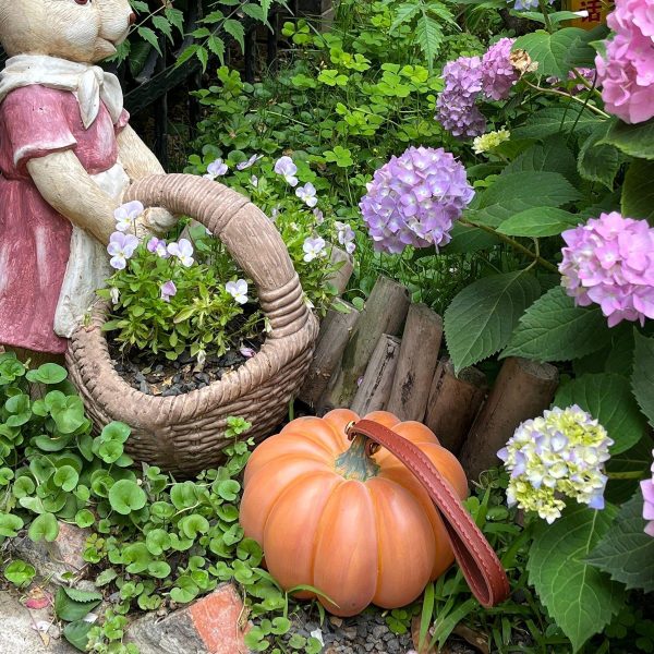 pumpkin portable table lamp