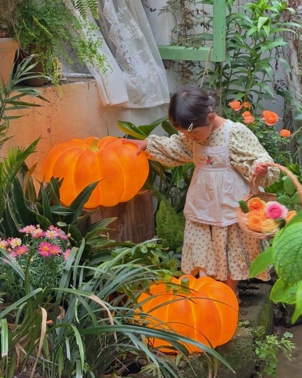 pumpkin table lamp