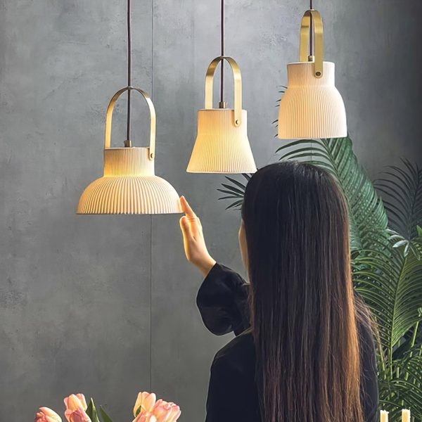 ribbed ceramic pendant lamp