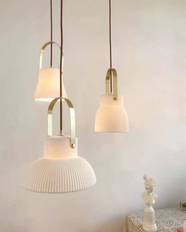 ribbed ceramic pendant lamp