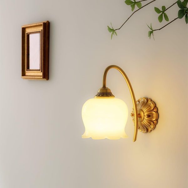 vintage mia wall lamp